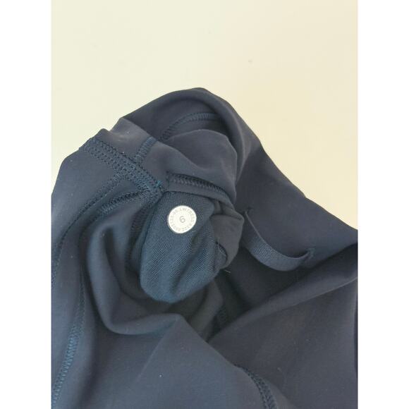 Lululemon Wunder train biker shorts - size 6, 6" inseam - Picture 3 of 5